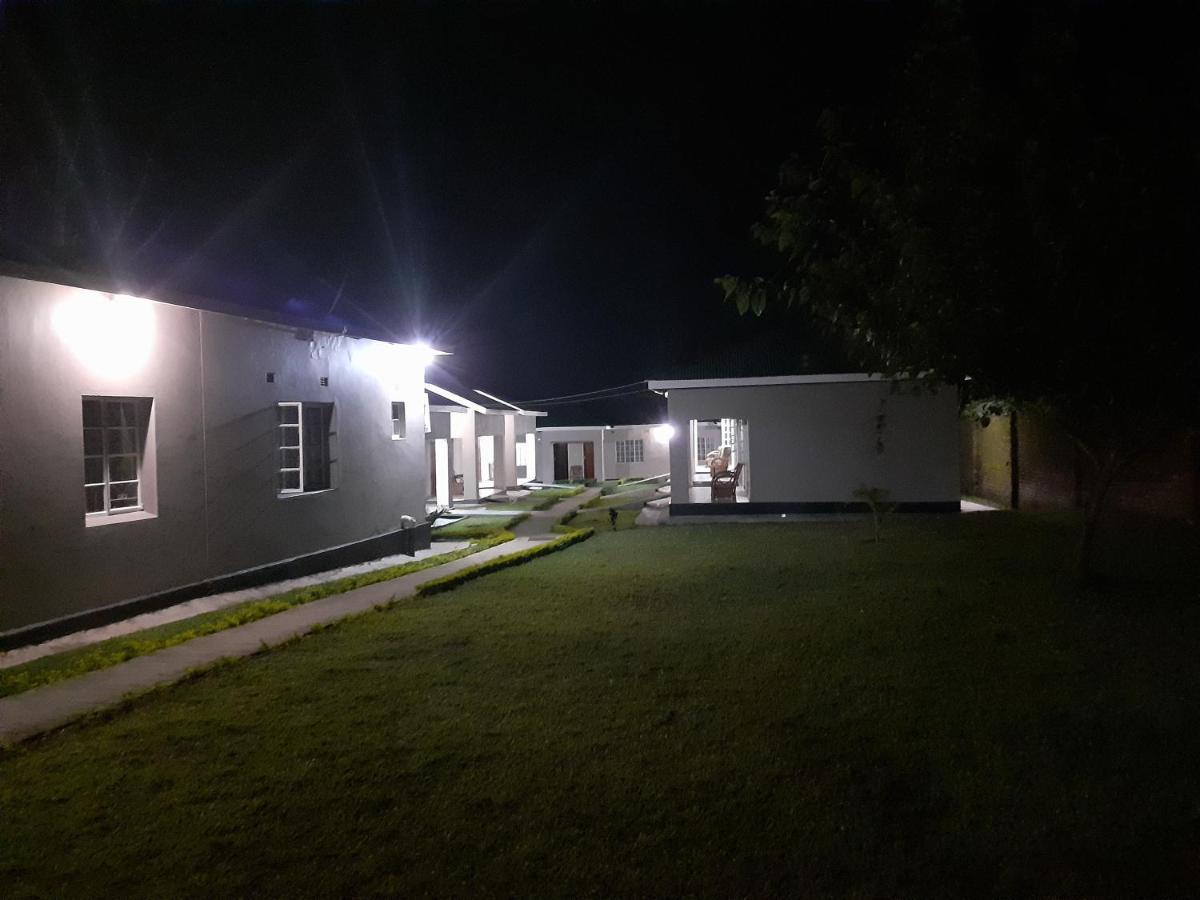 Delight Lodge Blantyre Exterior photo